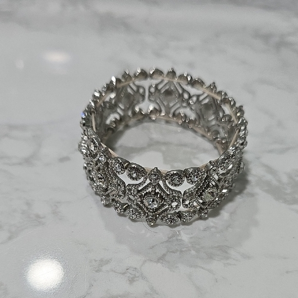 Source Unknown Jewelry - Elegant Bracelet
